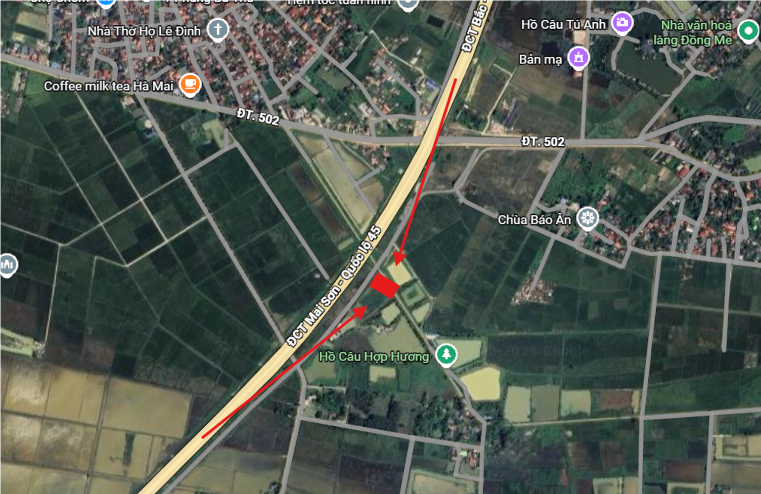 Biển quảng cáo gần cầu vượt CT Mai Sơn – QL.45 – Tuyến đường tỉnh 502 - Km322+420