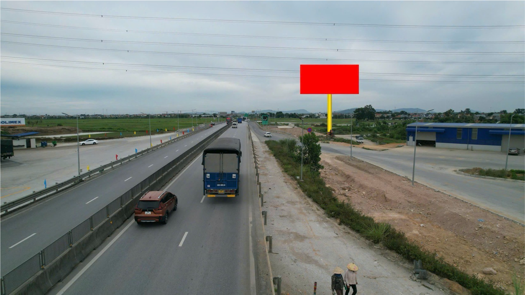 biển quảng c&aacute;o hướng TH đi HN